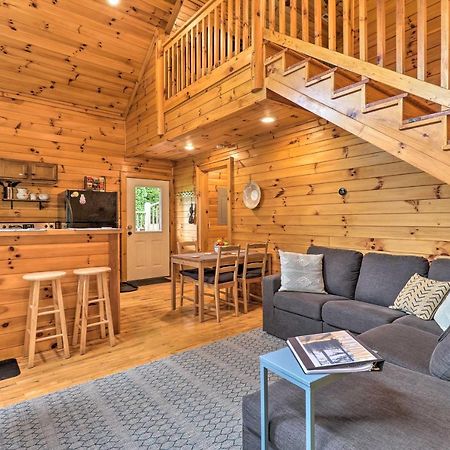Cozy Boone Cabin With Deck Close To Downtown! Bagian luar foto