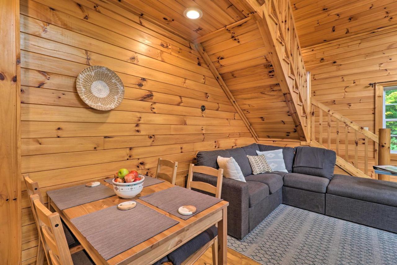 Cozy Boone Cabin With Deck Close To Downtown! Bagian luar foto